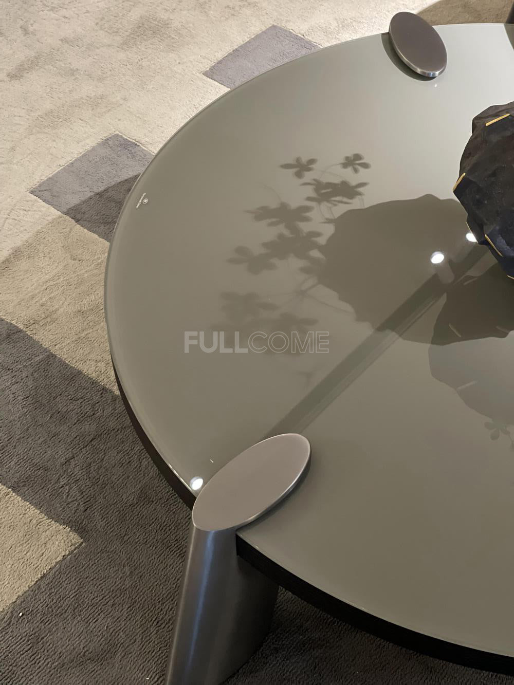 The Petal-Cap Round Nesting Tables