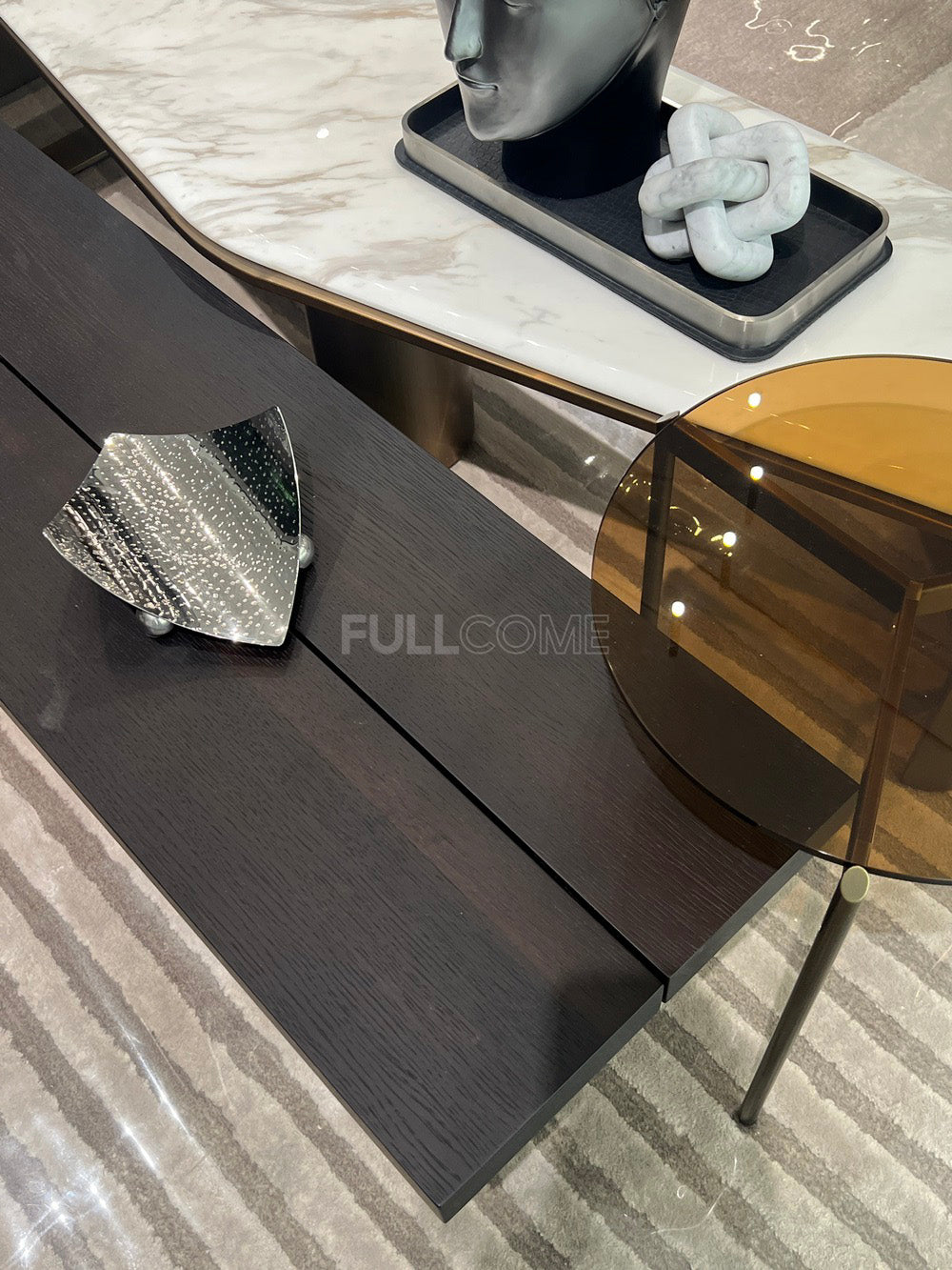 The Long Rounded-End Coffee Table