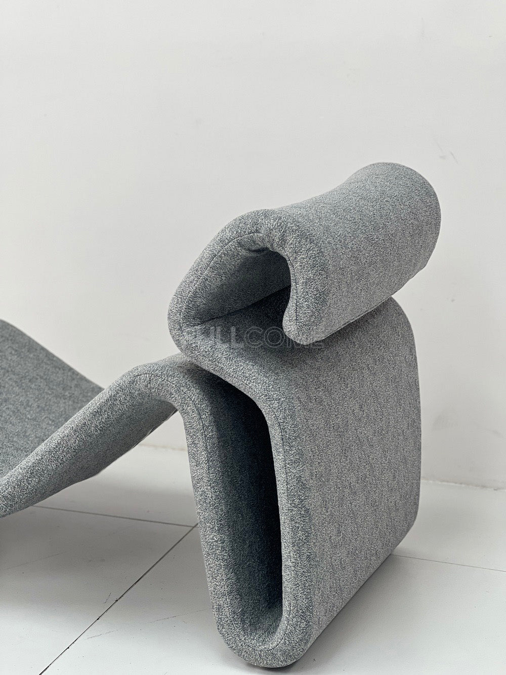 The Wave Fold Lounge
