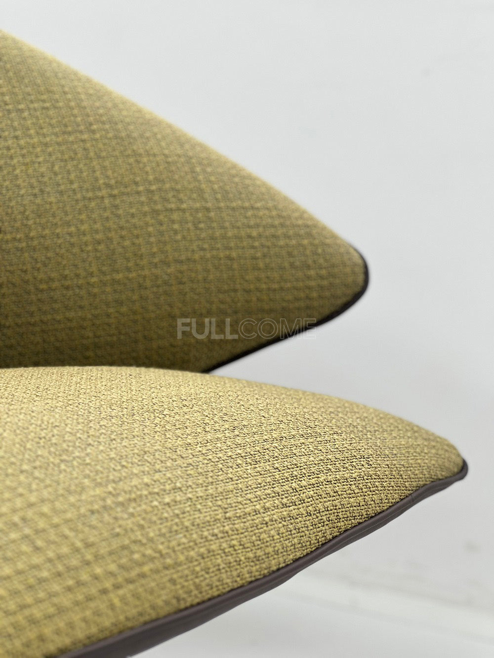 The Leaf Lounge Chair