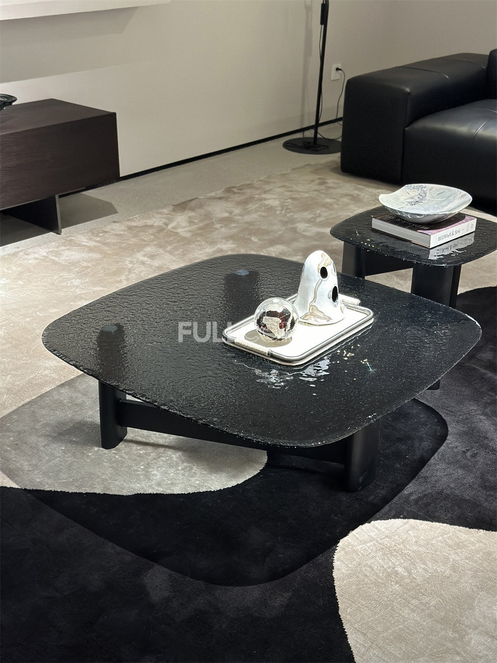The Swirl Top Coffee Table Set