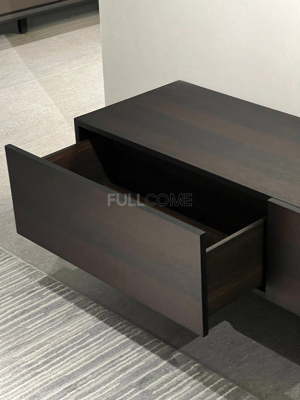 The Floating Frame Console