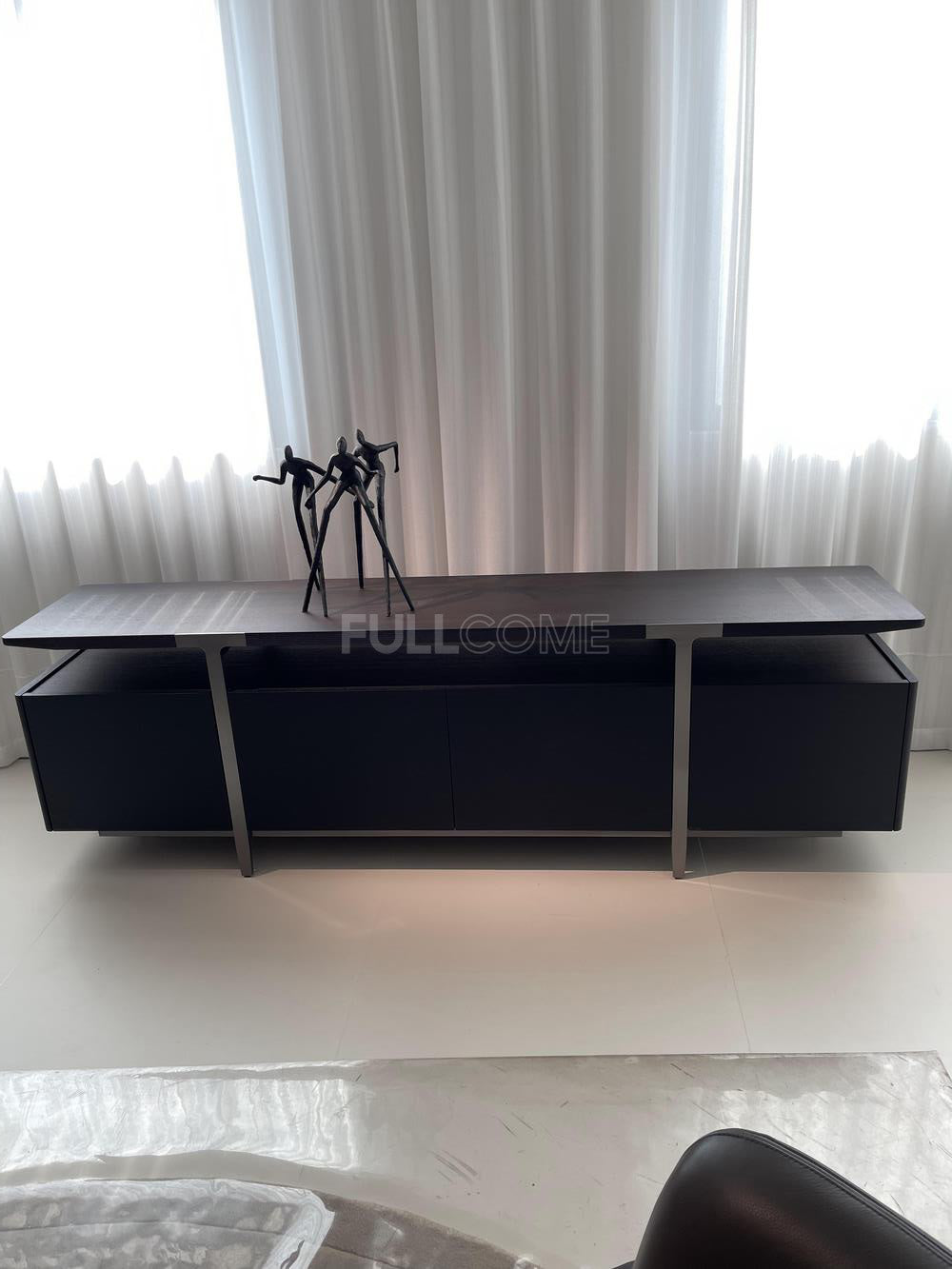The Floating-Top Media Console