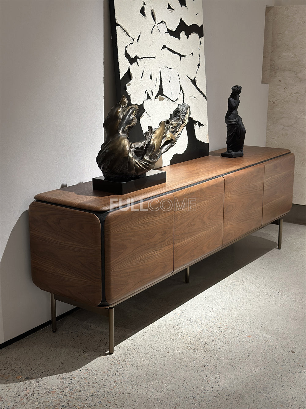 The Reveal Sideboard