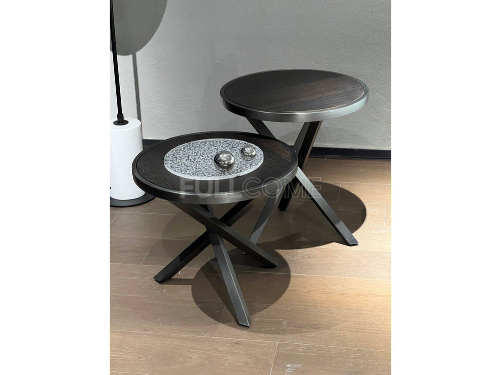 The Cross-Leg Round Tables