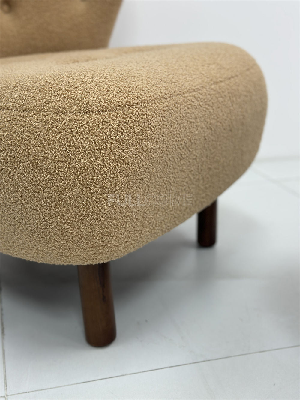 The Wing Tip Chair