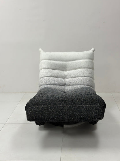 The Gradient Channel Lounge