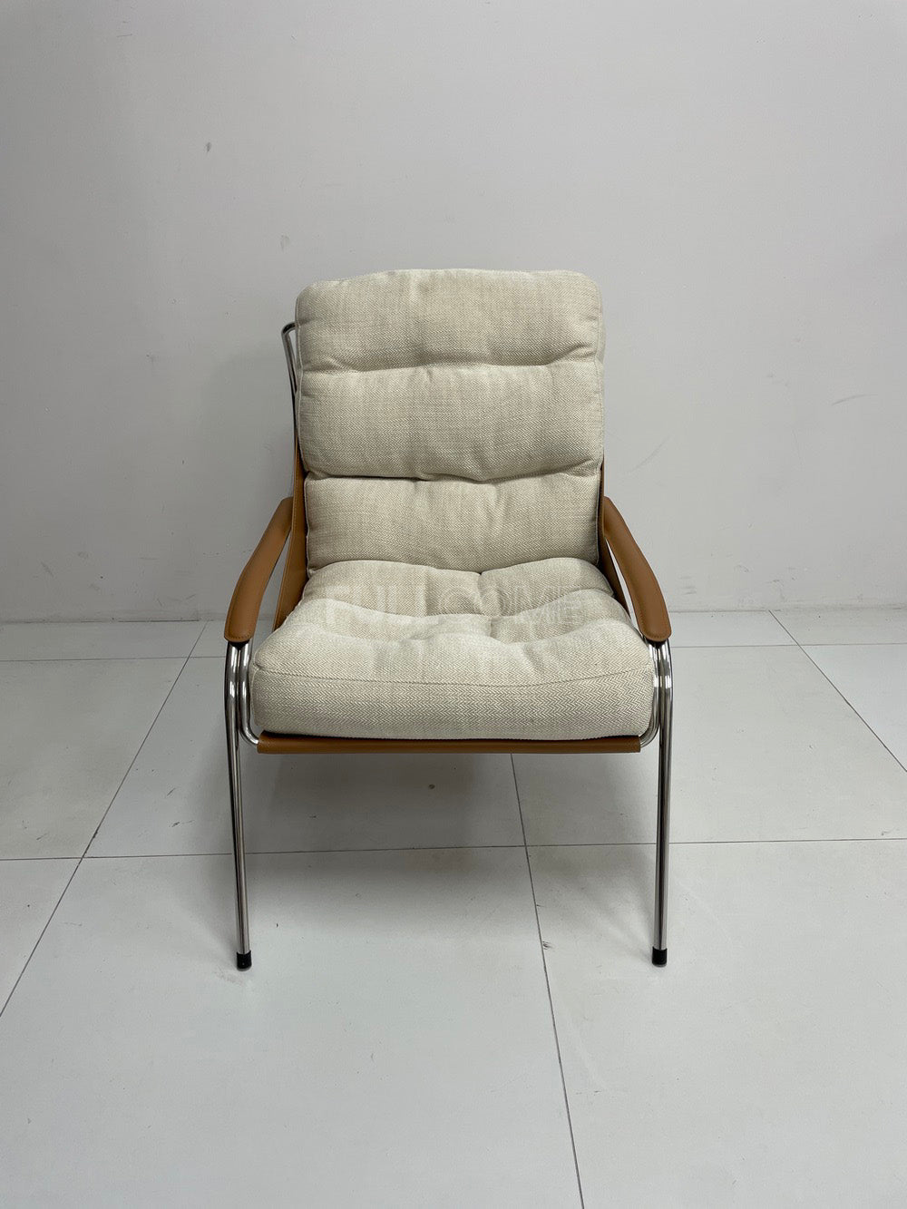 The Hoop Frame Lounge