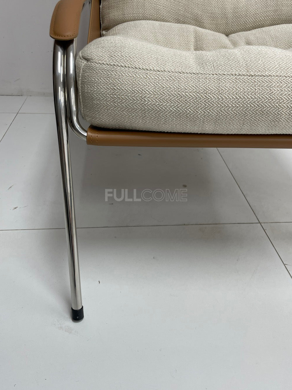 The Hoop Frame Lounge