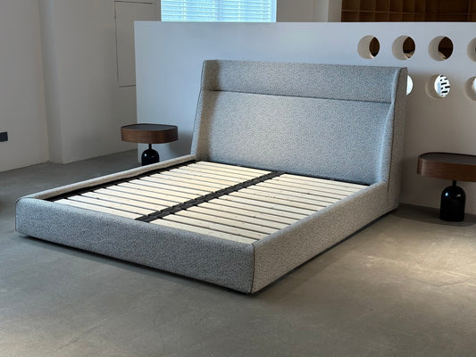 The Stepped Headboard Bed