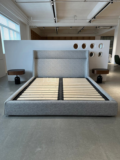 The Stepped Headboard Bed