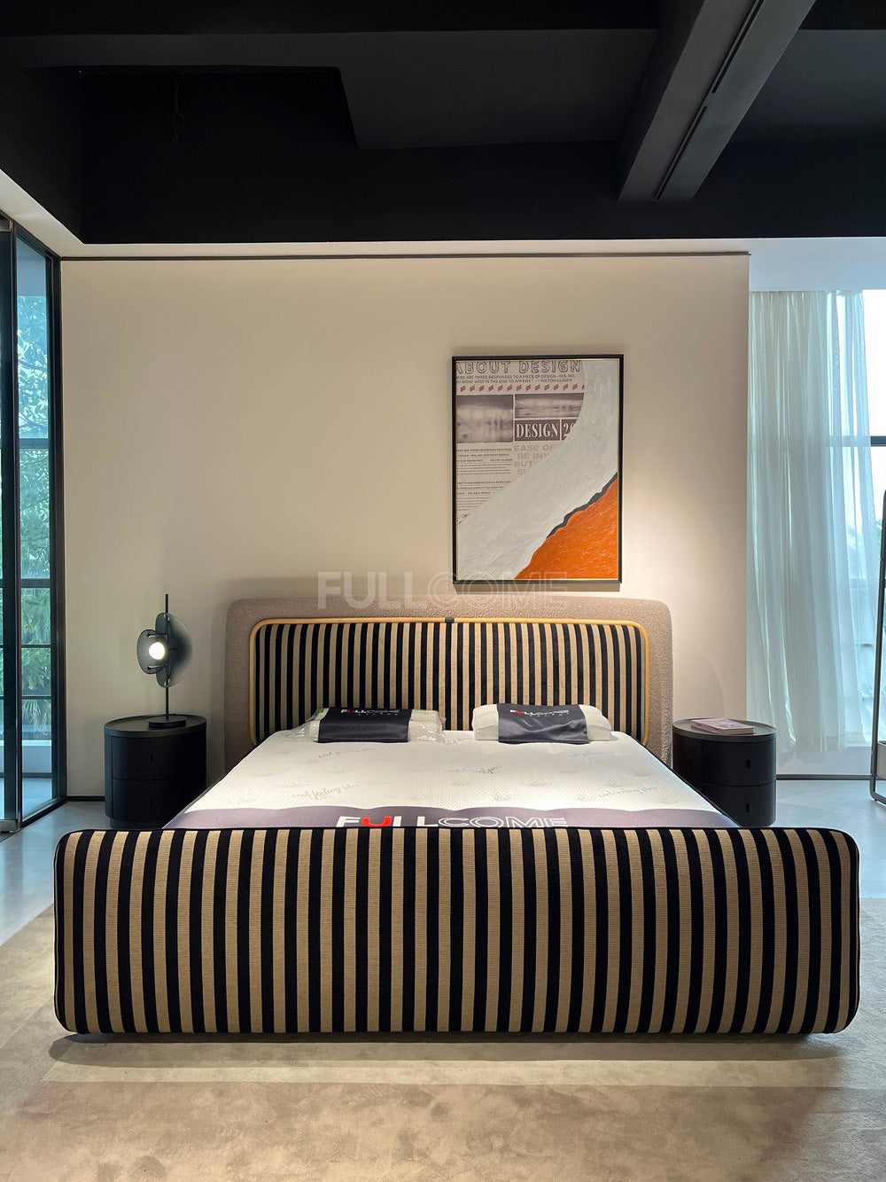 The Arch Stripe Bed