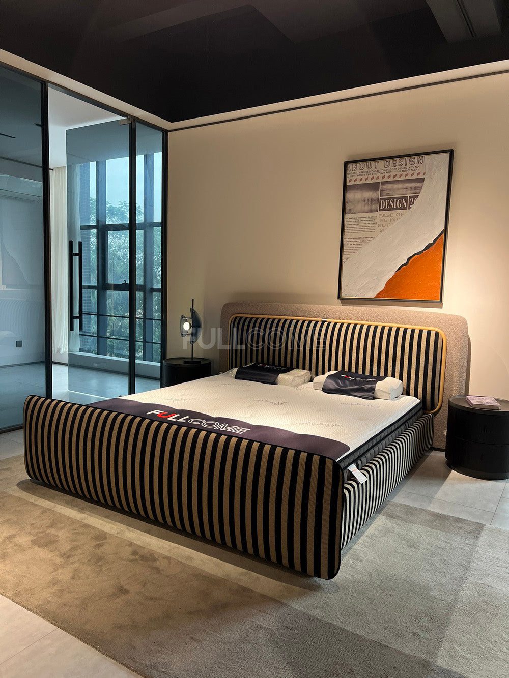 The Arch Stripe Bed