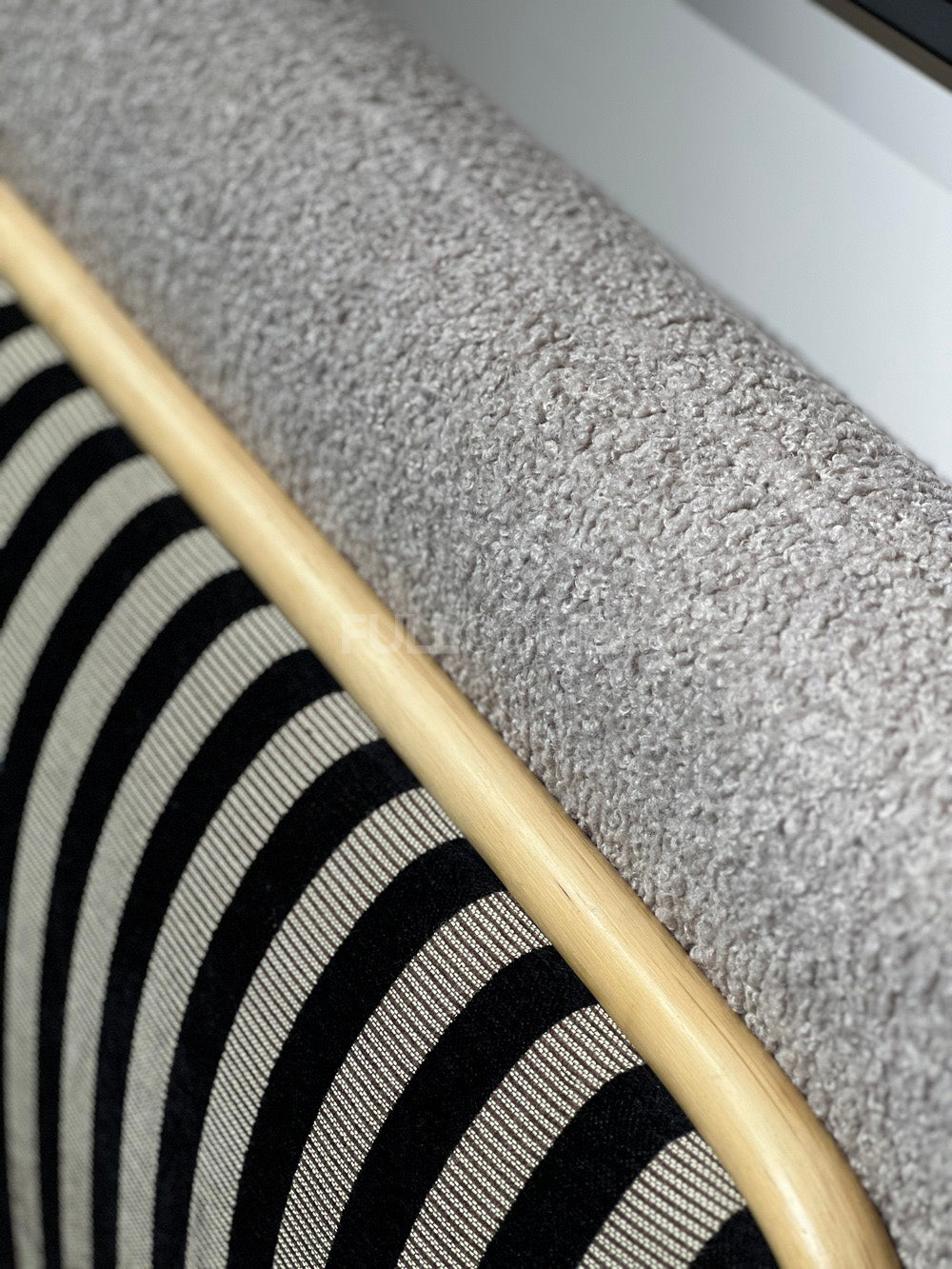 The Arch Stripe Bed