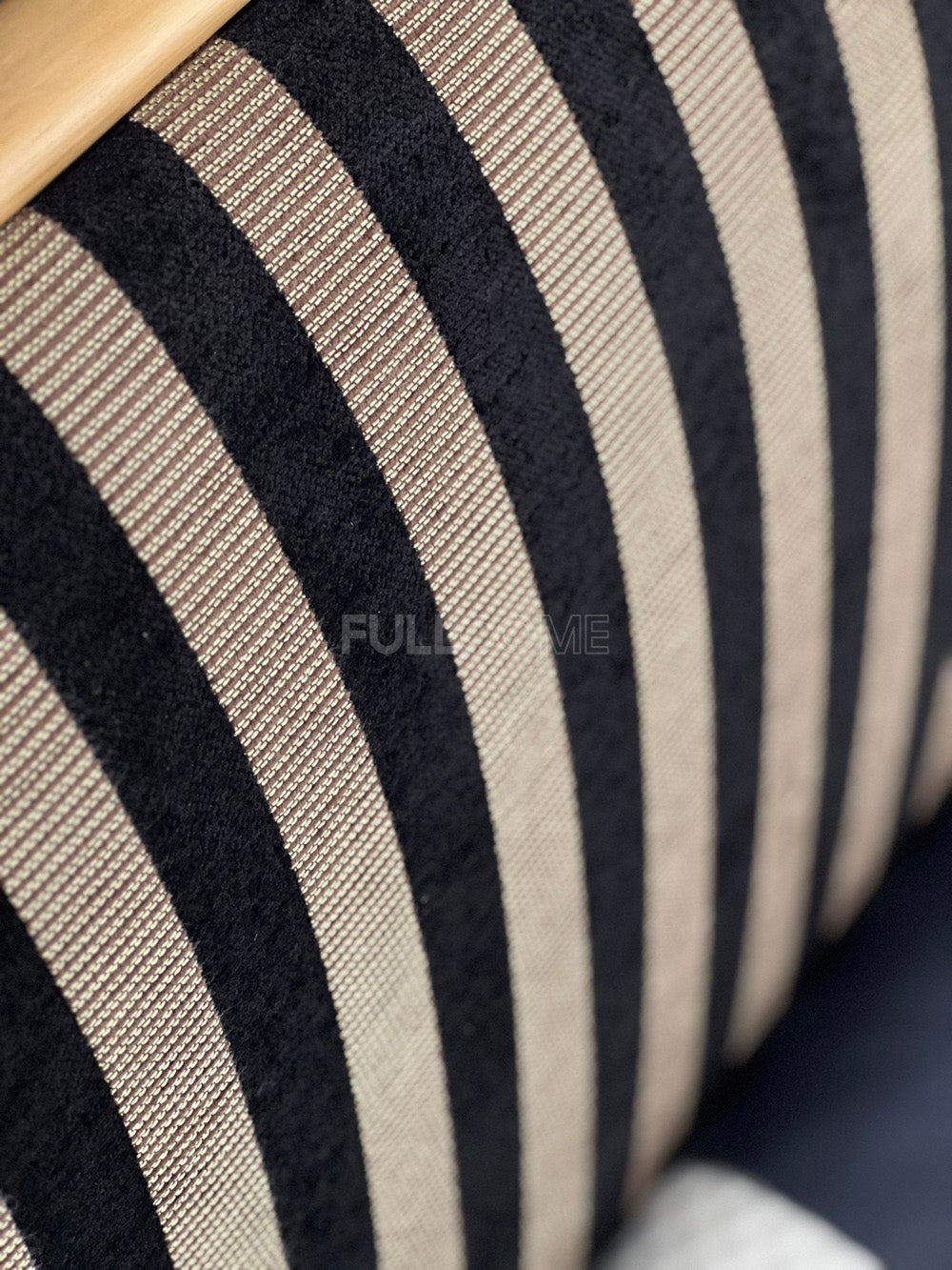 The Arch Stripe Bed