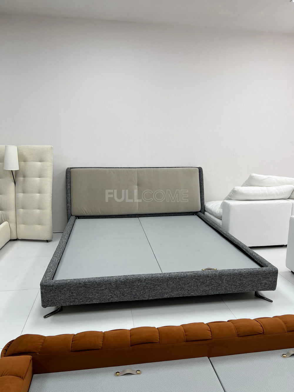 The Contrast-Panel Bed