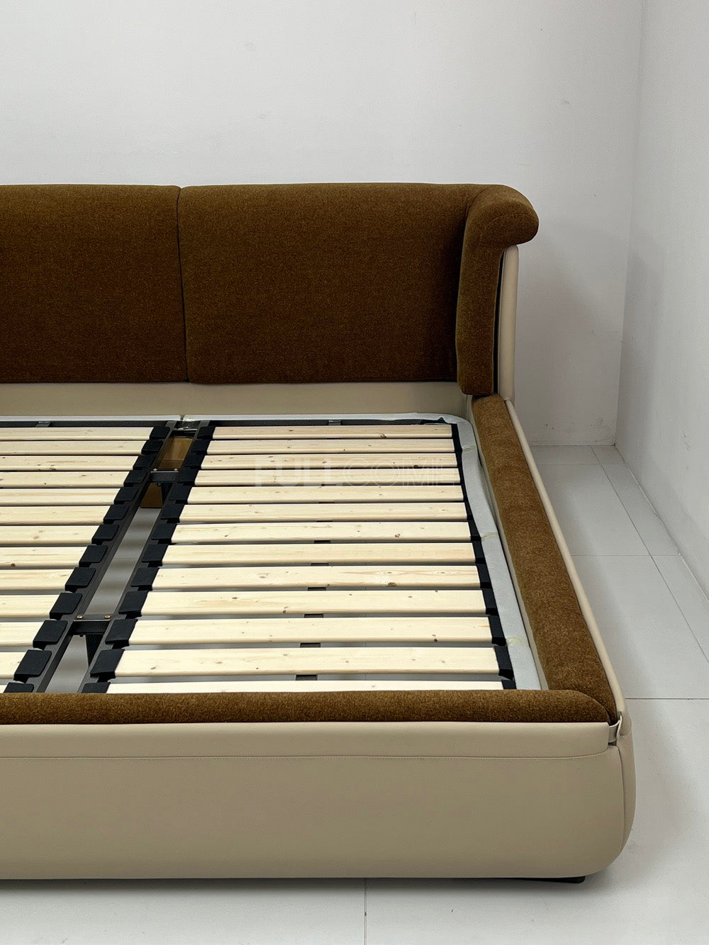 The Two-Tone Scroll Bed