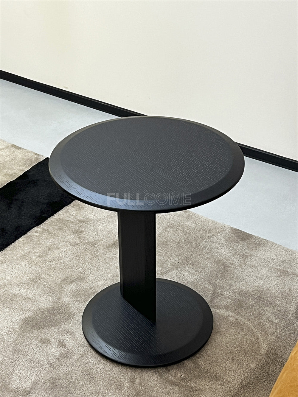 The Round Pedestal Side Table