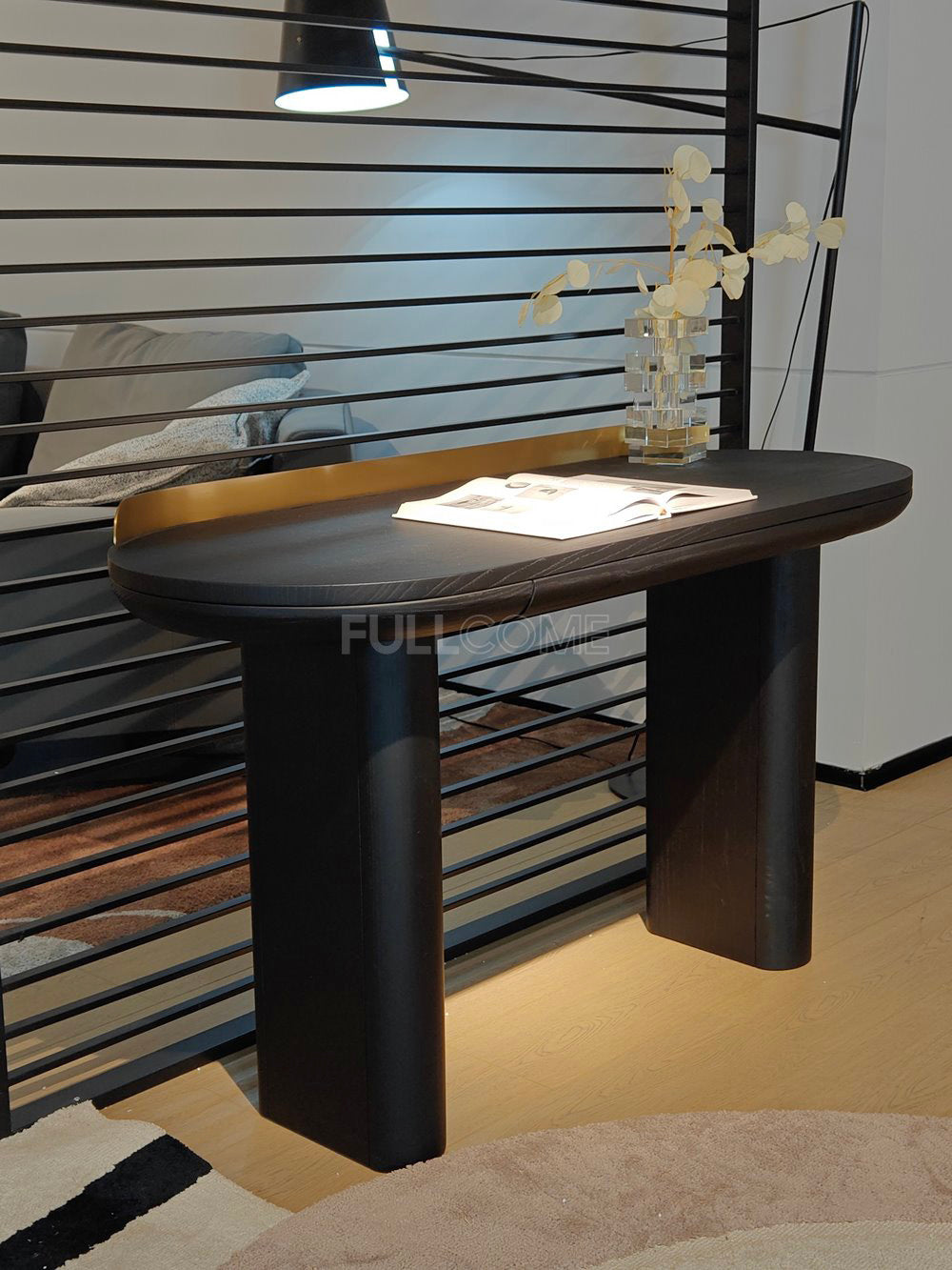 The Gallery Rail Desk