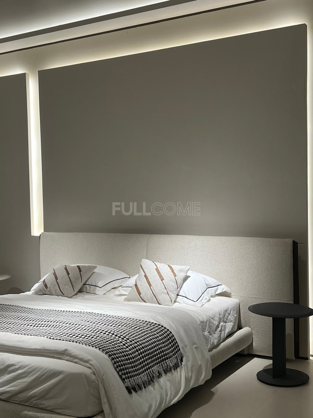 The Broad Panel Headboard Bed