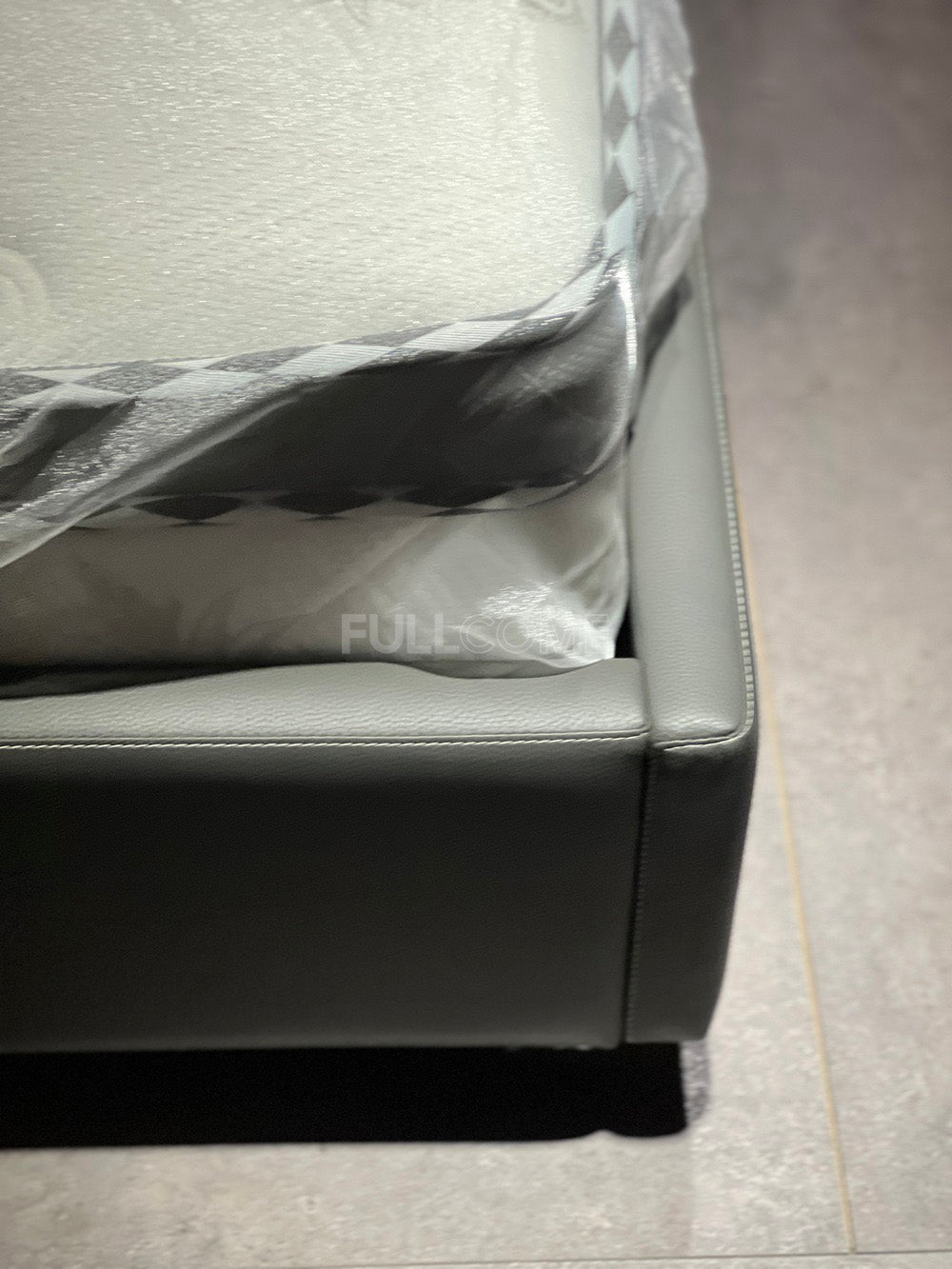 The Slant Seam Headboard Bed
