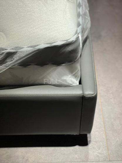 The Slant Seam Headboard Bed