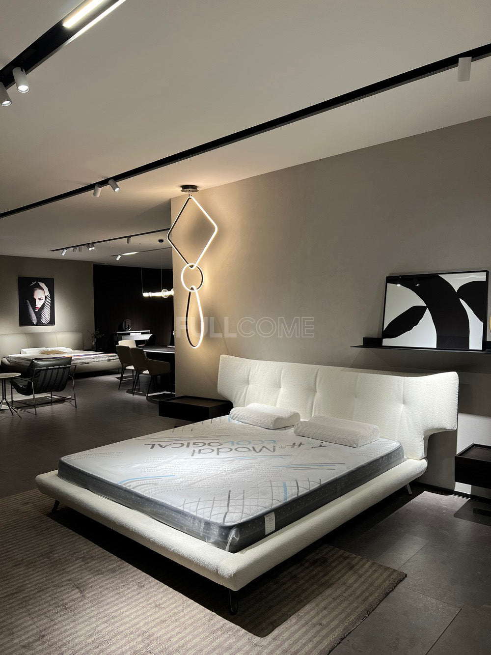 The Fan Crease Bed