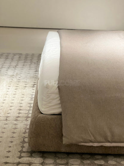 The Reclining Panel Bed