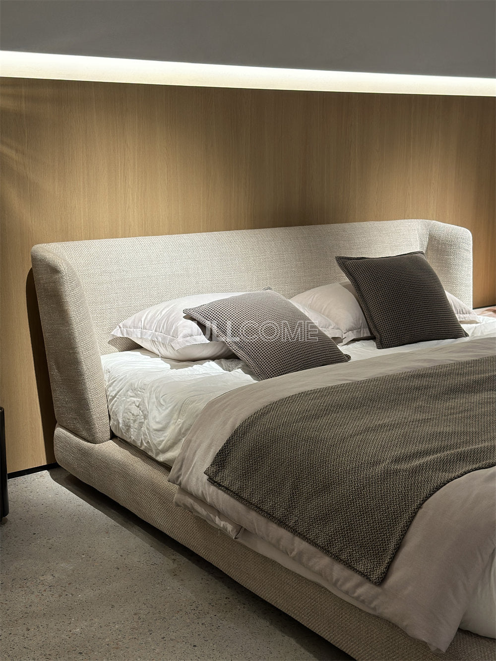 The Soft Wing Bed