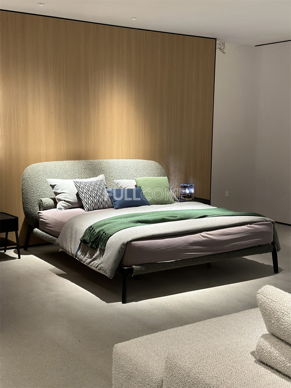 The Dome Wing Bed