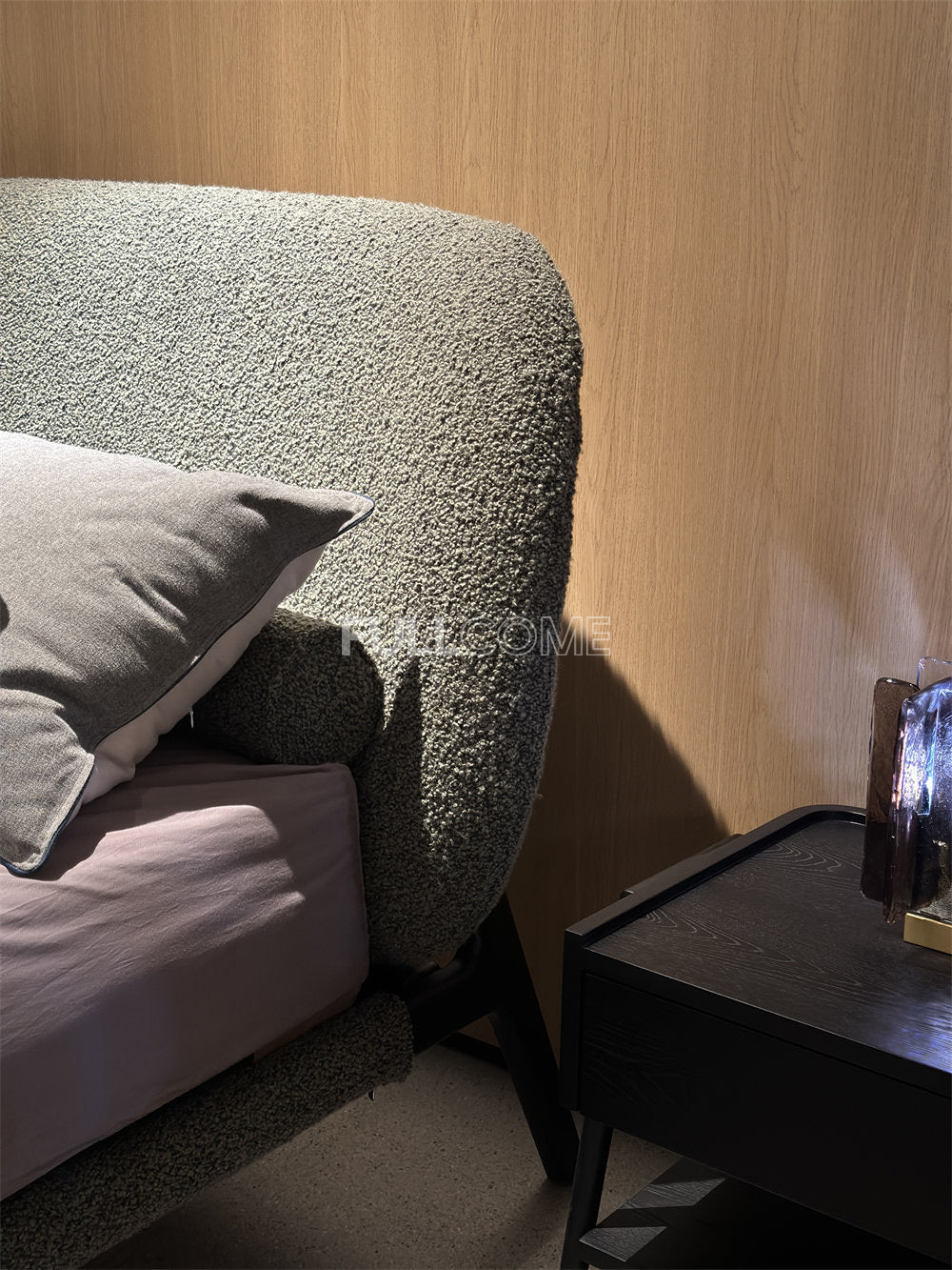 The Dome Wing Bed