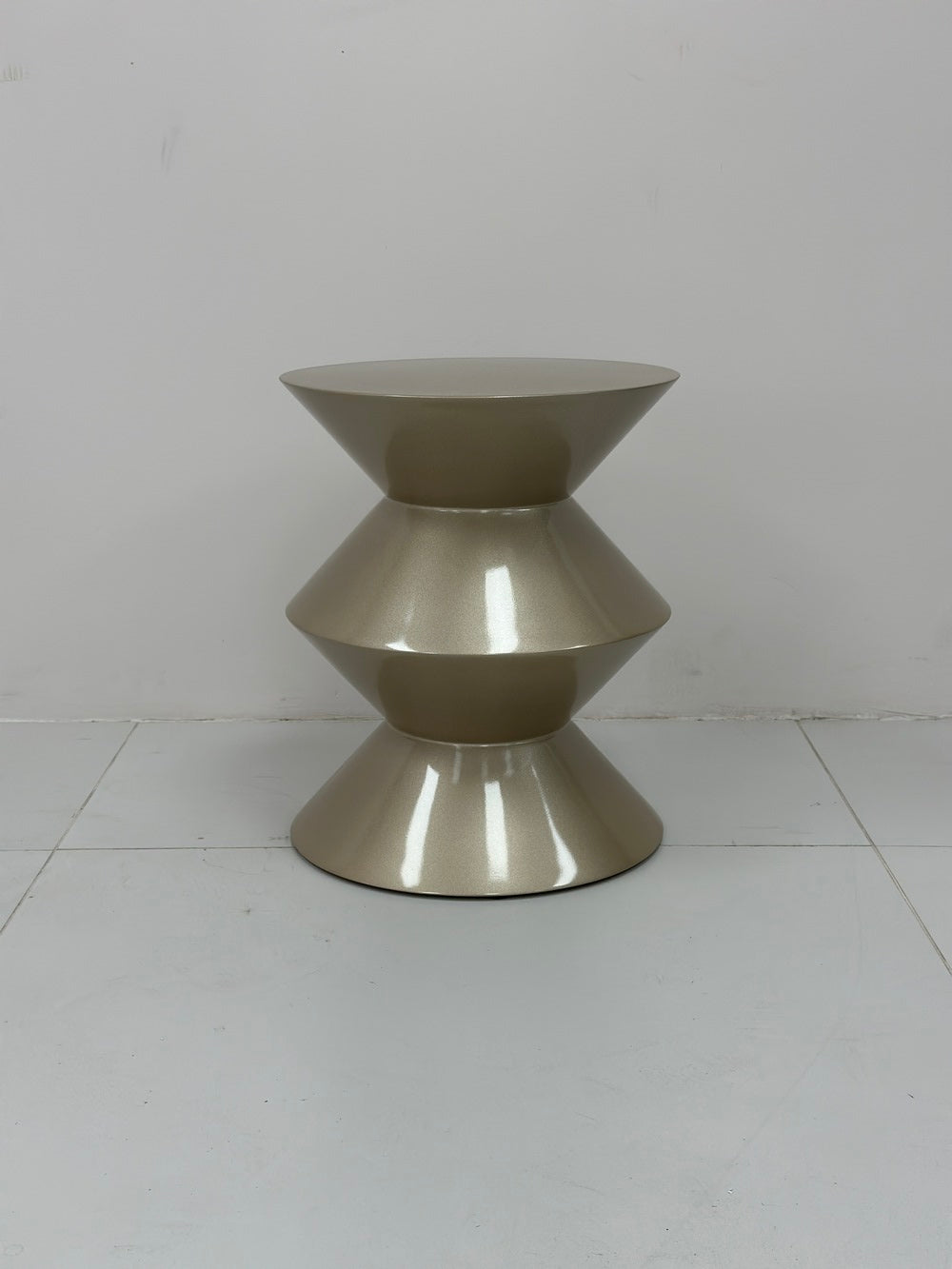 The Diabolo Side Table