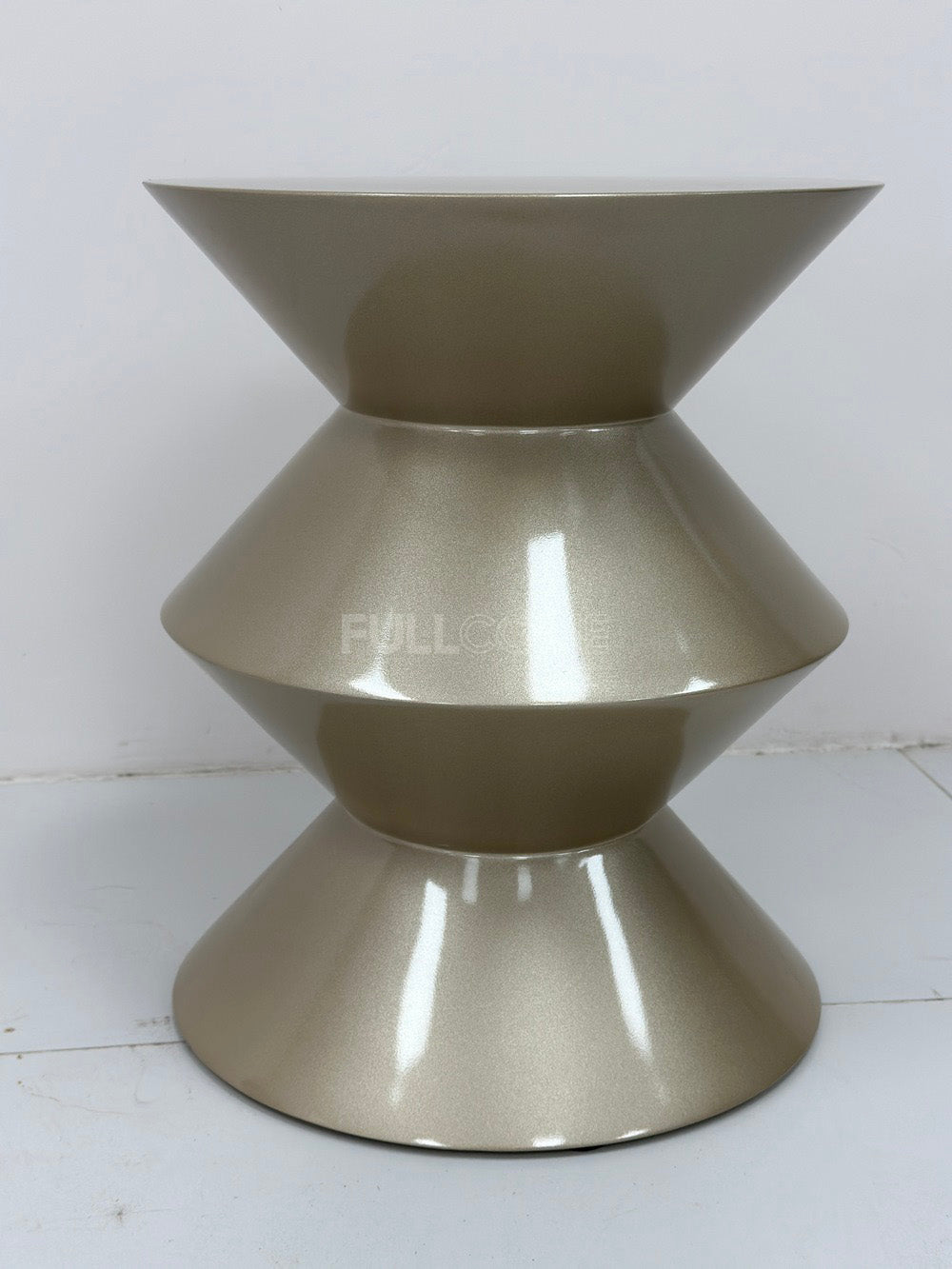 The Diabolo Side Table