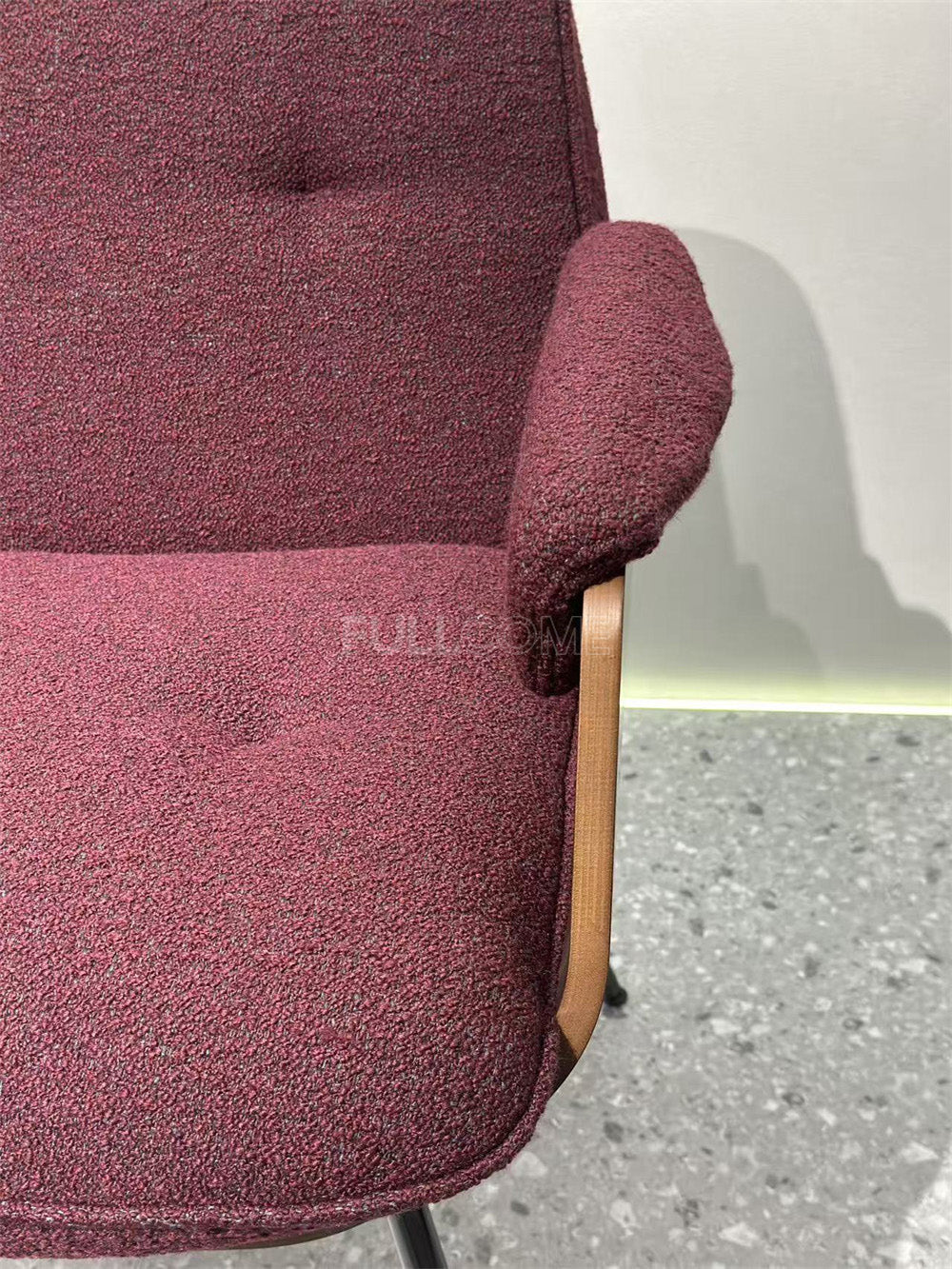 The Curved Shell Dining Armchair