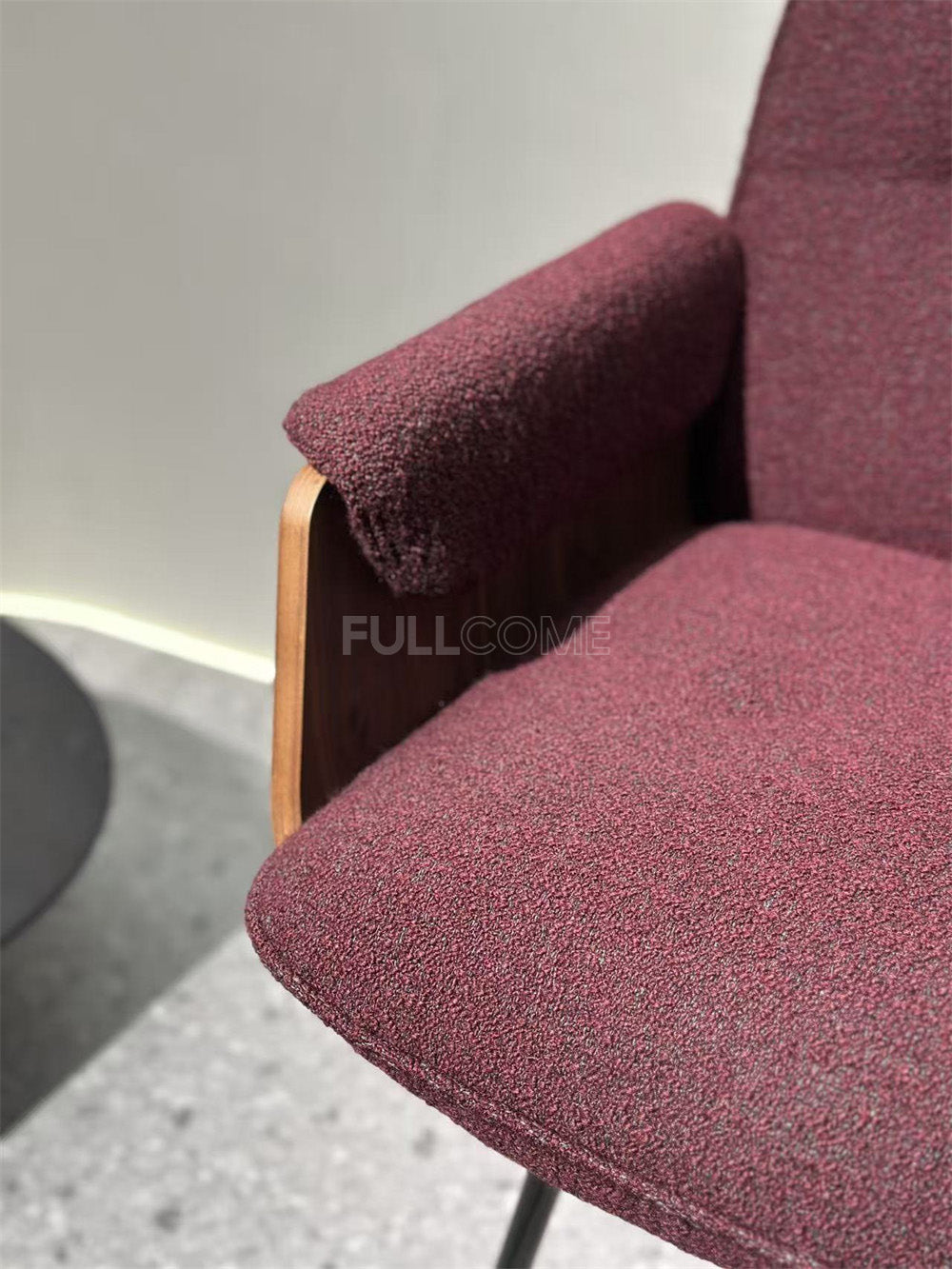 The Curved Shell Dining Armchair