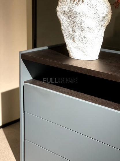 The Tray-Top Cabinet