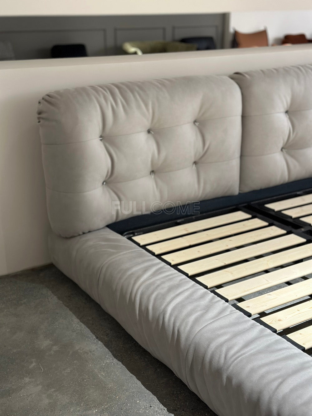 The Bolster-Edge Bed
