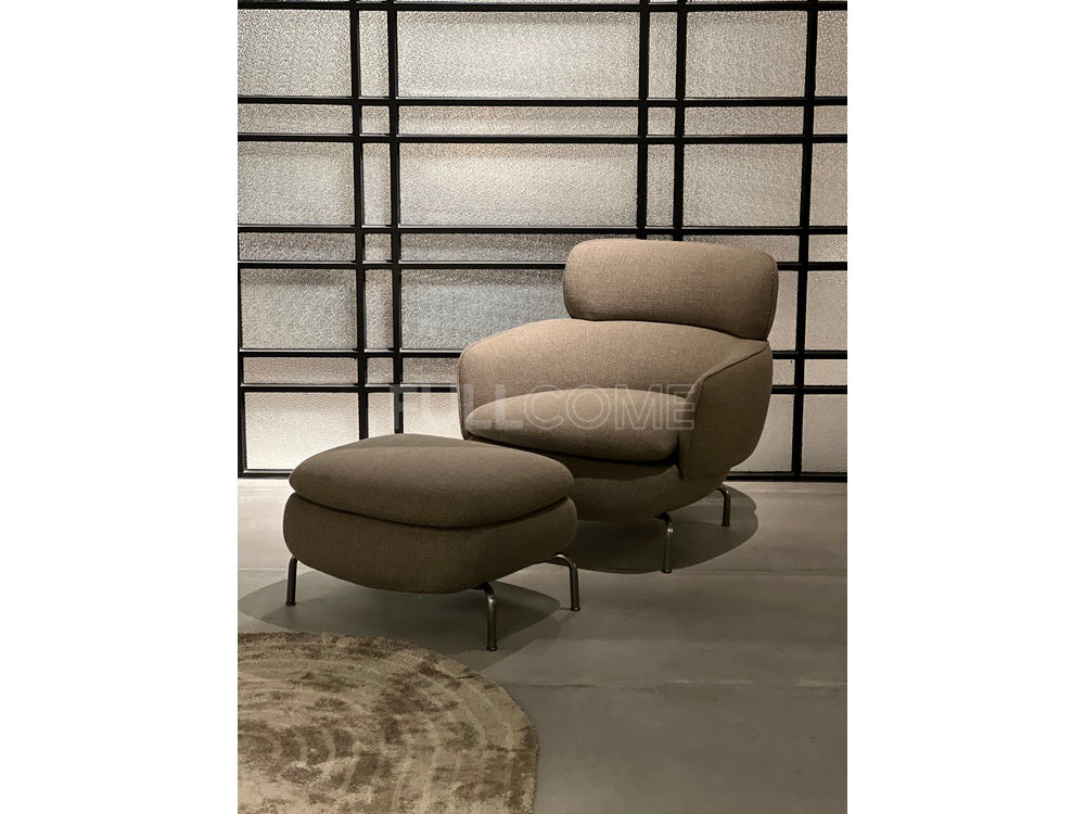 The Hover Pad Lounge Chair