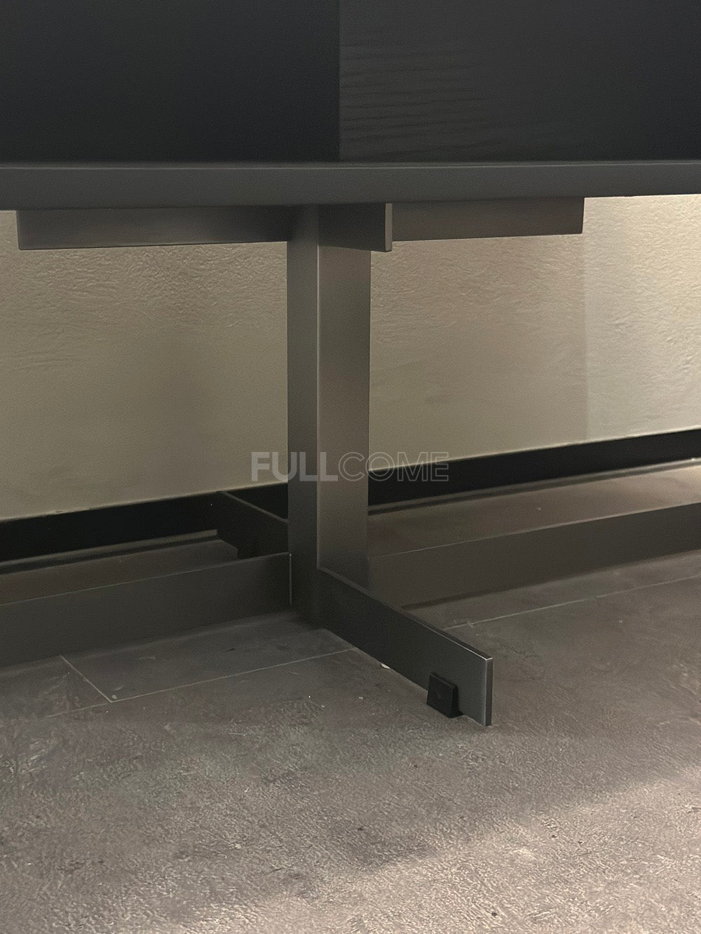 The Cross-Base Console