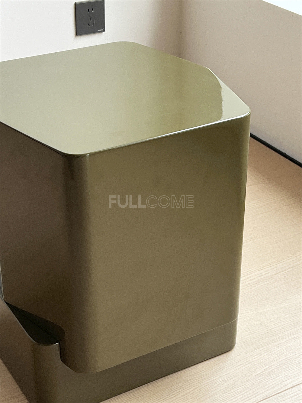 The Glossy Block Side Table
