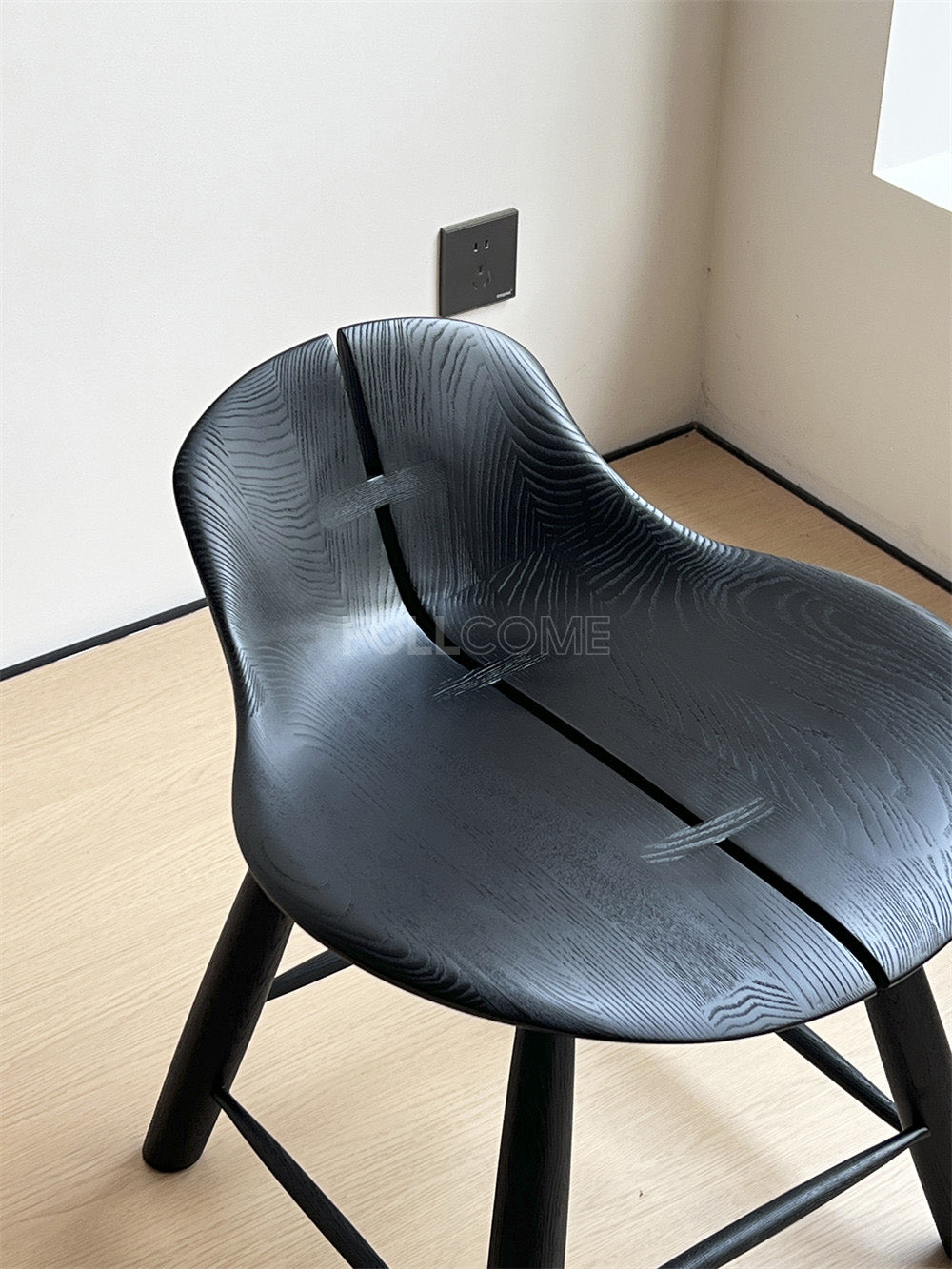 The Split Shell Lounge Chair