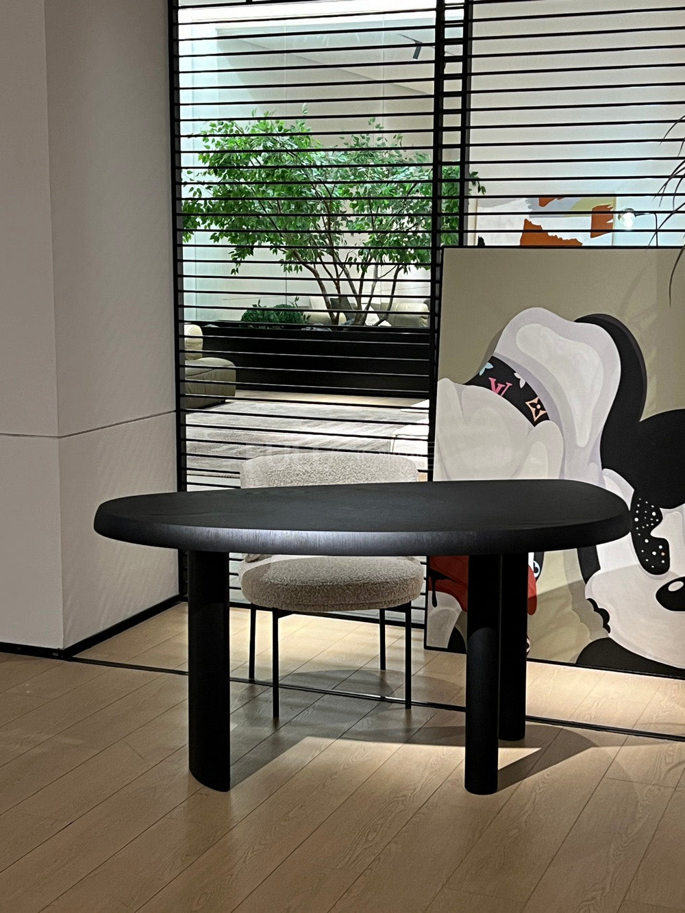 The Soft-Edge Desk