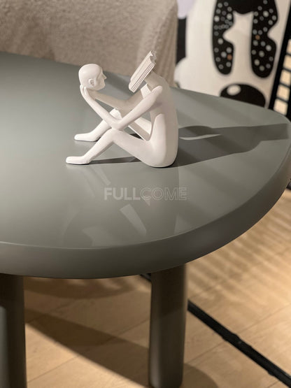 The Soft-Edge Desk