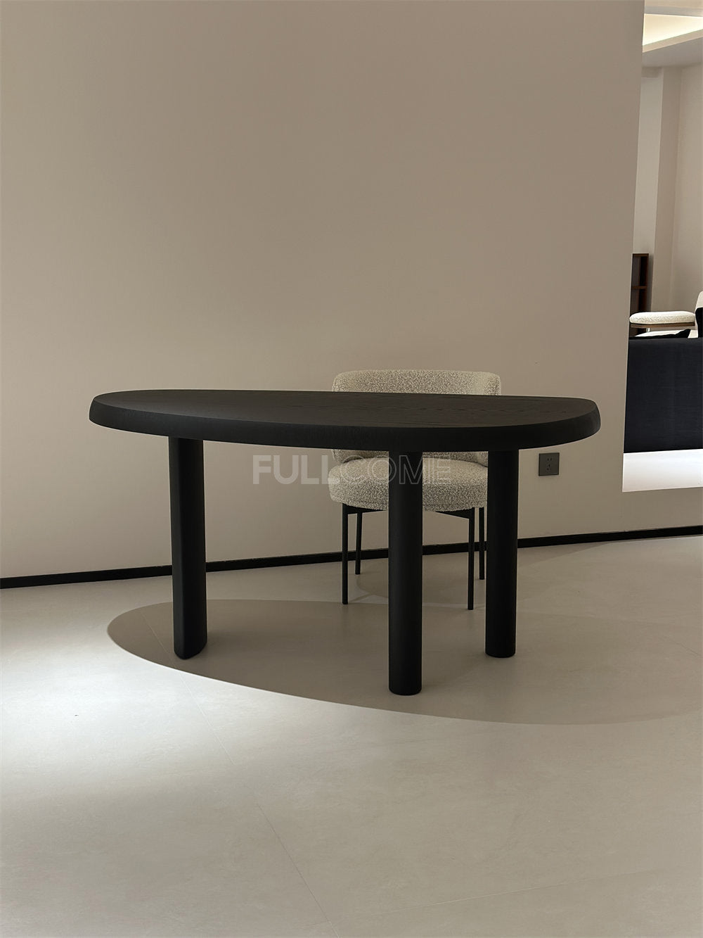 The Rounded Grain Desk