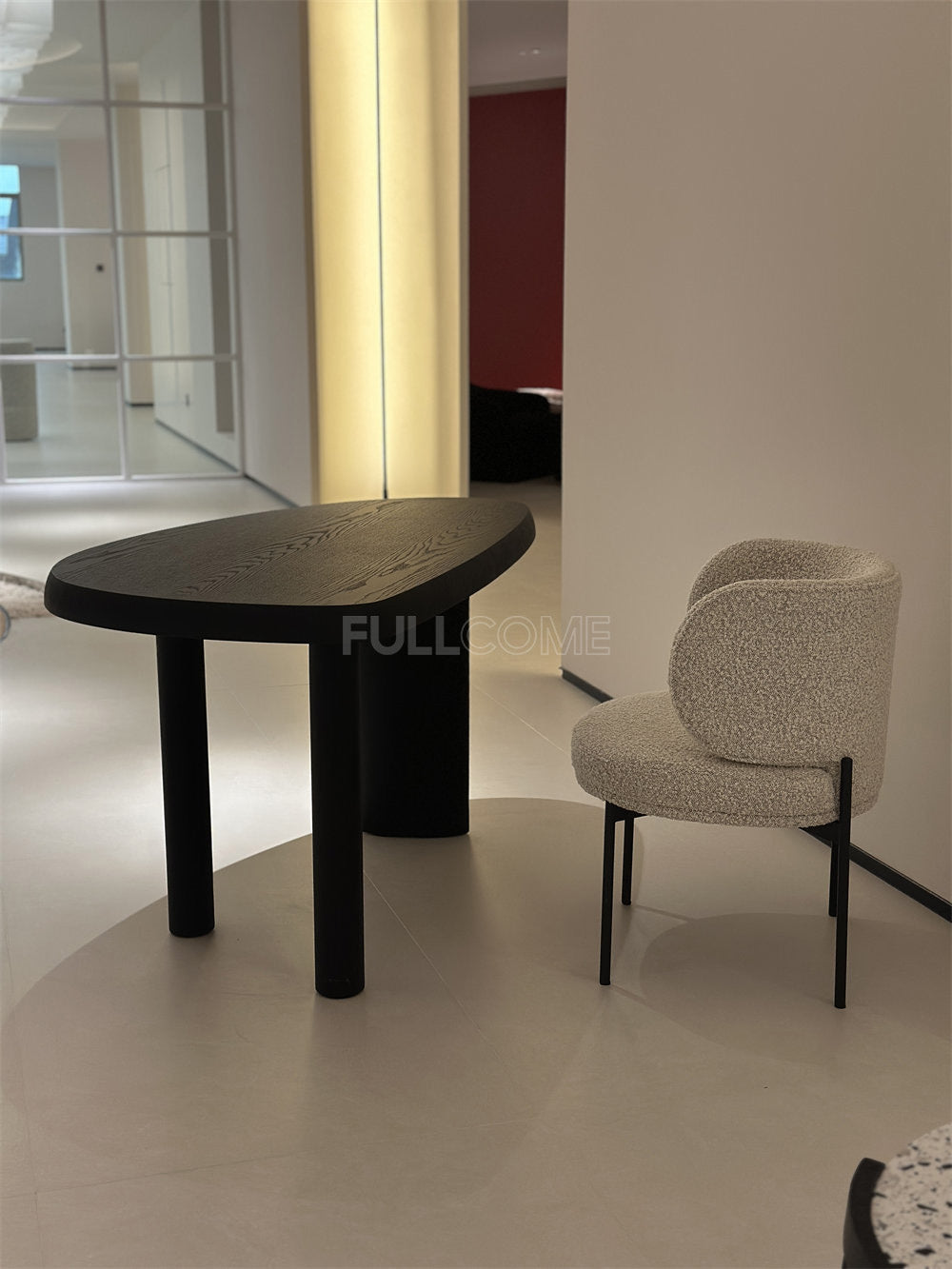The Rounded Grain Desk