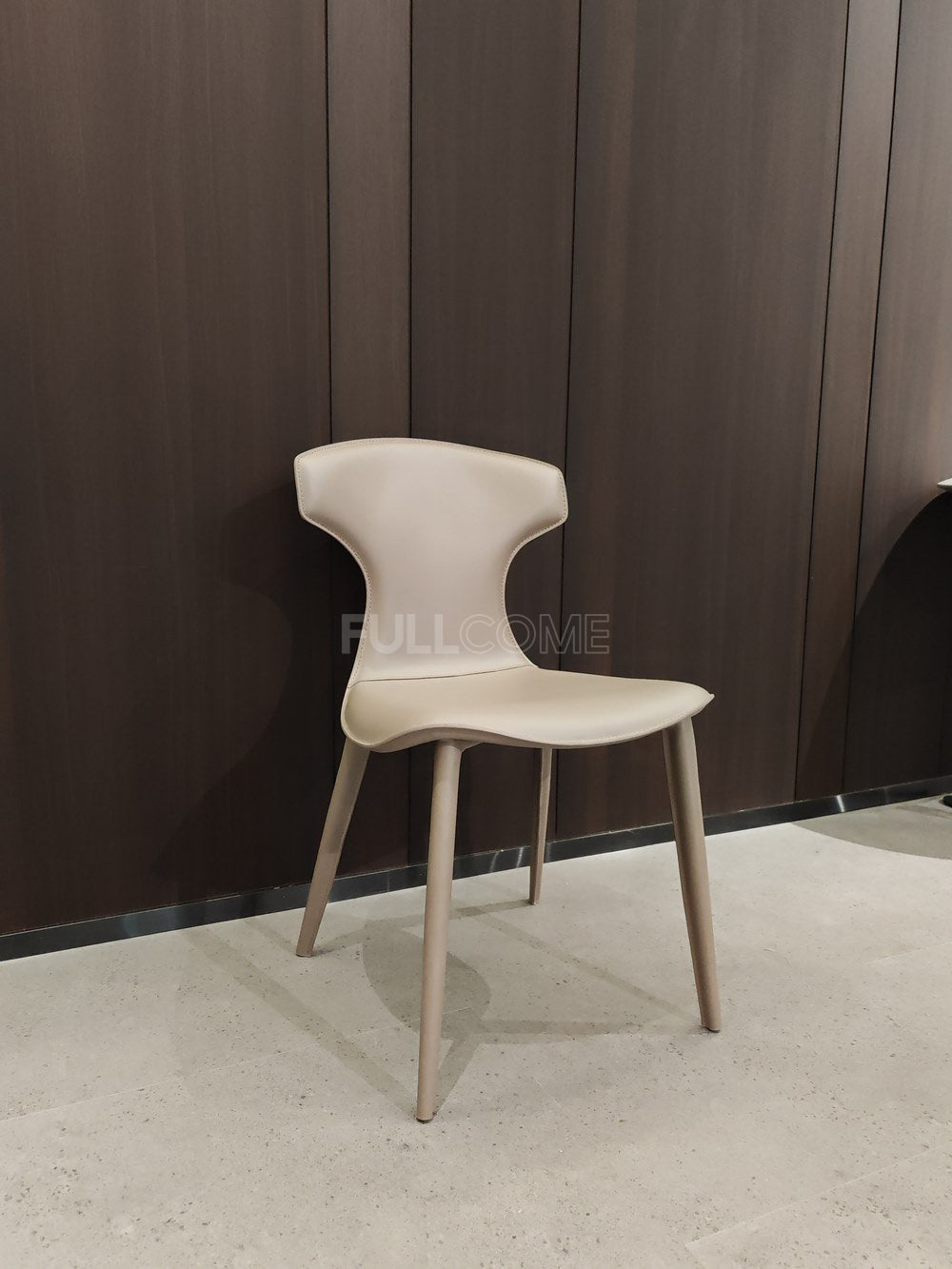 The Hourglass Wing Dining Chair
