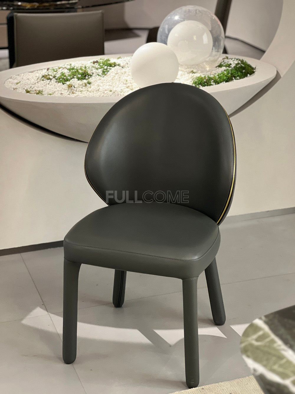 The Zip Edge Dining Chair