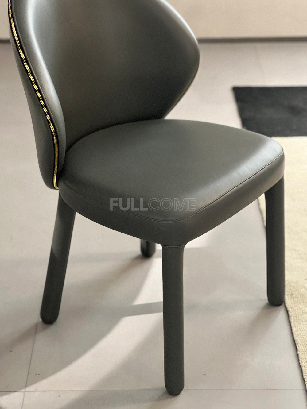 The Zip Edge Dining Chair