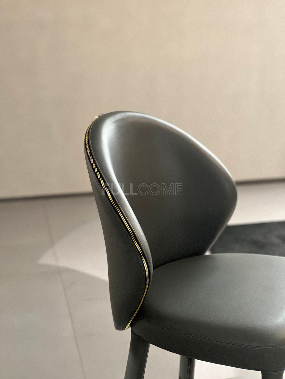 The Zip Edge Dining Chair