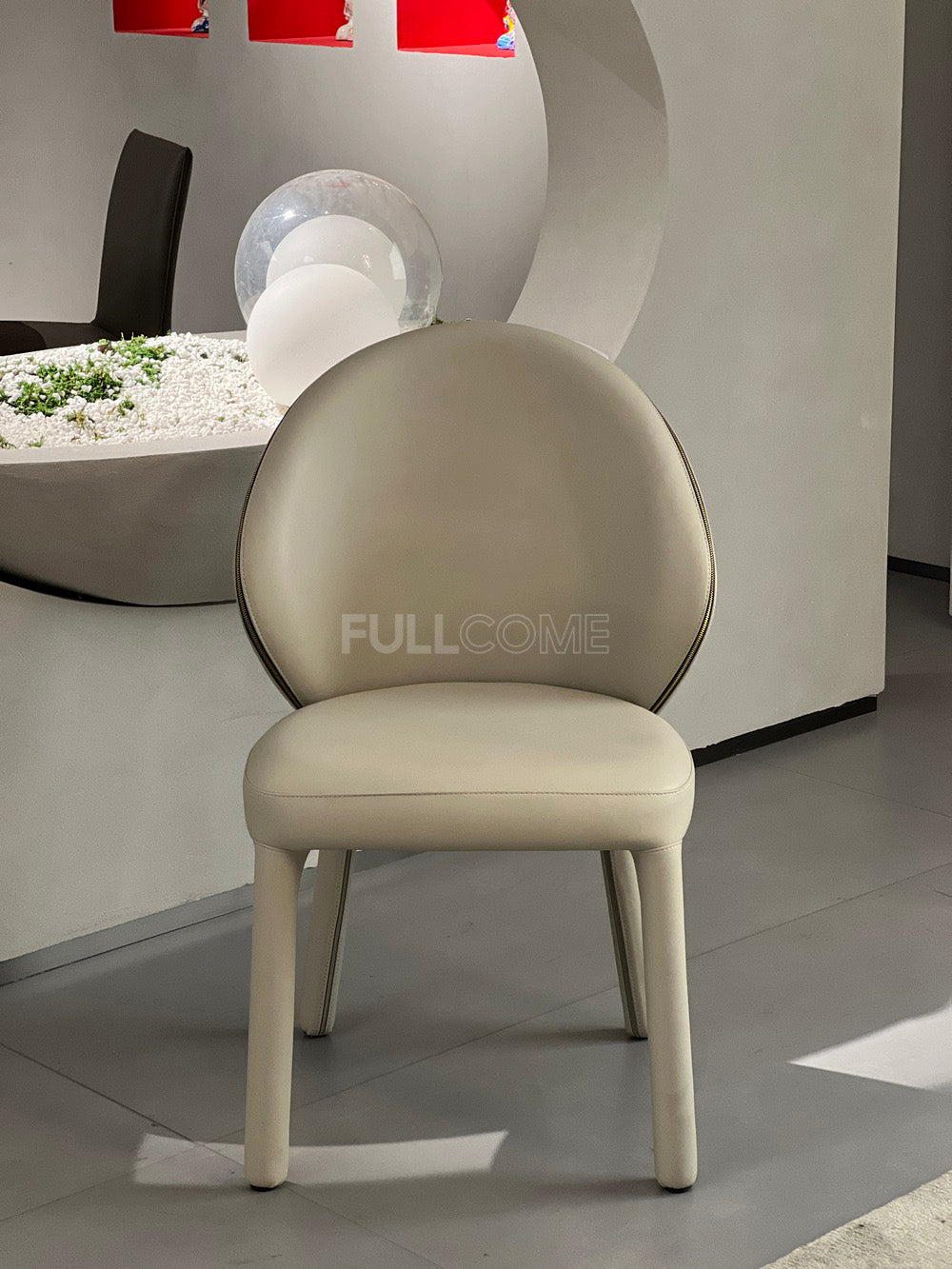 The Zip Edge Dining Chair